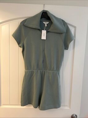 SPANX Womens Sage Green Short-Sleeve One-Piece Romper with Collar